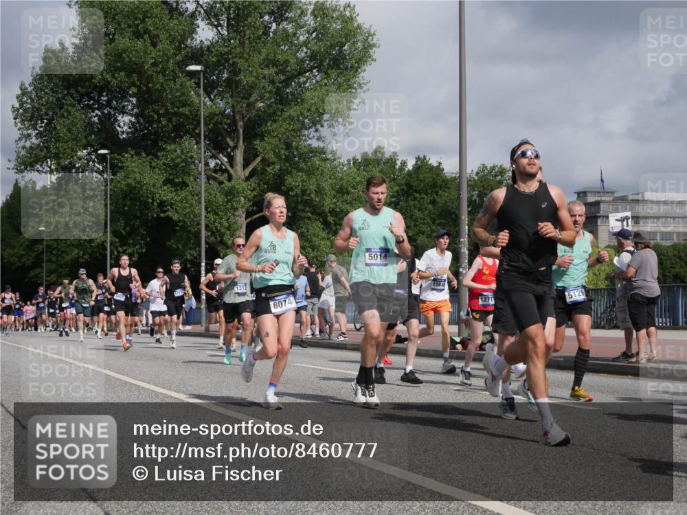 29.06.2025 - hella hamburg halbmarathon Luisa Fischer http://msf.ph/oto/8460777 29.06.2025 09:54:28 Kennedybrücke 17733, 1312, 8074, 5014, 1584, 12711, 5129, 1312, 1353, 1763, 2653, 2880, 3437, 3697, 5014, 5129, 5987, 6770, 8074, 8359, 8900, 9358, 9659 meine-sportfotos.de