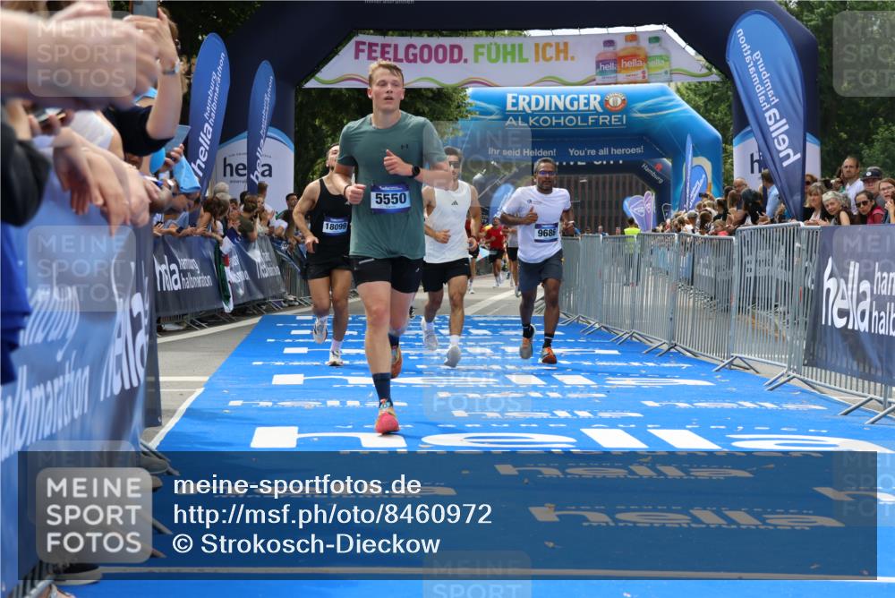 29.06.2025 - hella hamburg halbmarathon Strokosch-Dieckow http://msf.ph/oto/8460972 29.06.2025 10:34:23 Ziel 1002, 1644, 5550, 6305, 7534, 9686, 13618, 14784, 16417, 18099 meine-sportfotos.de