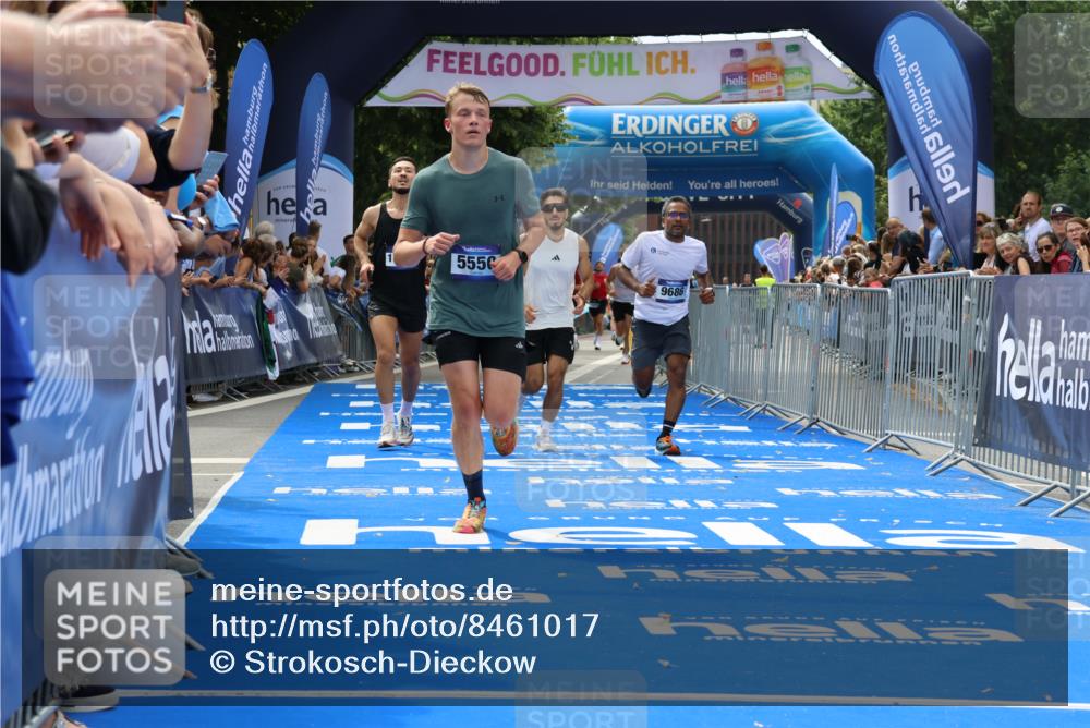 29.06.2025 - hella hamburg halbmarathon Strokosch-Dieckow http://msf.ph/oto/8461017 29.06.2025 10:34:23 Ziel 1002, 1644, 5550, 6305, 7534, 9686, 13618, 14784, 16417, 18099 meine-sportfotos.de