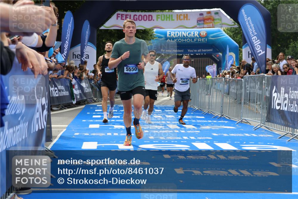 29.06.2025 - hella hamburg halbmarathon Strokosch-Dieckow http://msf.ph/oto/8461037 29.06.2025 10:34:23 Ziel 1002, 1644, 5550, 6305, 7534, 9686, 13618, 14784, 16417, 18099 meine-sportfotos.de