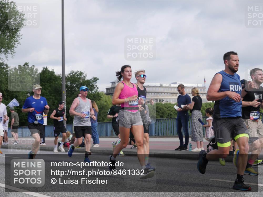 29.06.2025 - hella hamburg halbmarathon Luisa Fischer http://msf.ph/oto/8461332 29.06.2025 09:54:52 Kennedybrücke 57, 710, 14462, 1057, 1604, 3305, 4565, 4871, 4915, 5336, 6373, 6711, 7185, 7710, 8564, 8852, 9444, 10493, 10691 meine-sportfotos.de