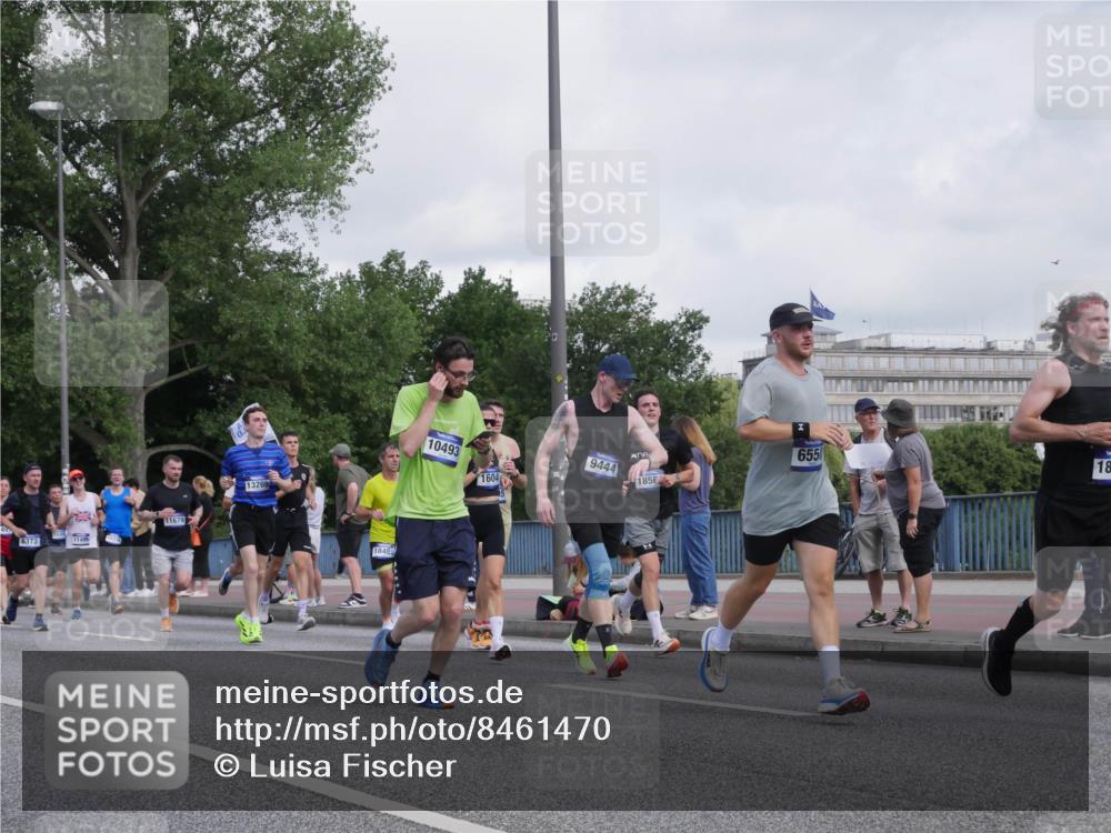 29.06.2025 - hella hamburg halbmarathon Luisa Fischer http://msf.ph/oto/8461470 29.06.2025 09:54:56 Kennedybrücke 49, 6373, 11679, 13269, 1848, 10493, 1604, 6550, 18, 9444, 1856, 1057, 1169, 1604, 3305, 4871, 4915, 5007, 5011, 5336, 6373, 6711, 7710, 8852, 9444, 10493, 10691 meine-sportfotos.de