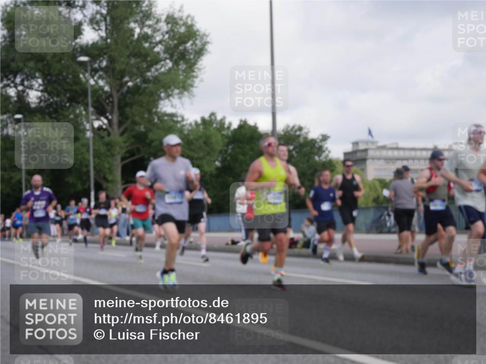 29.06.2025 - hella hamburg halbmarathon Luisa Fischer http://msf.ph/oto/8461895 29.06.2025 09:55:05 Kennedybrücke 1139, 1169, 1220, 1512, 4915, 5007, 5011, 7432, 7961, 8852, 10099, 10251, 10741 meine-sportfotos.de