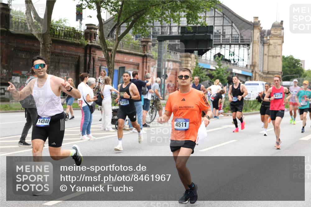 29.06.2025 - hella hamburg halbmarathon Yannick Fuchs http://msf.ph/oto/8461967 29.06.2025 10:56:50 20KM 1114, 1126, 1194, 1212, 1420, 1427, 1531, 1674, 1851, 2447, 2582, 2683, 2911, 3001, 3182, 3248, 3625, 3740, 4389, 4511, 5763, 6311, 6602, 6752, 6966, 7453, 7869, 8068, 8176, 8721, 8730, 9306, 11180, 11310, 12004, 12008, 12286, 12571, 12836, 12978, 13739, 13874, 13939, 14348, 14677, 14917, 16688, 17096, 17119, 17142, 17818, 18382, 18530 meine-sportfotos.de