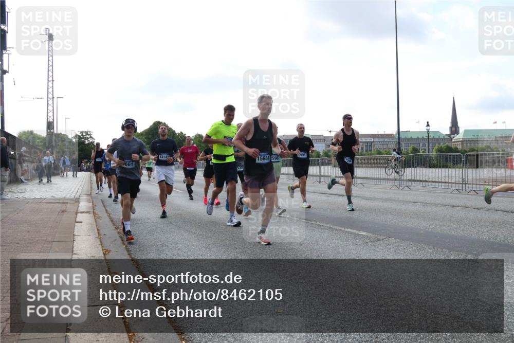 29.06.2025 - hella hamburg halbmarathon Lena Gebhardt http://msf.ph/oto/8462105 29.06.2025 09:54:55 Lombardsbrücke 3661, 13143, 15684, 2596, 6991, 5350, 1200, 1549, 1817, 1942, 2222, 2367, 2442, 2470, 2561, 2592, 2596, 2670, 2816, 2889, 2955, 3208, 3209, 3258, 3562, 4017, 4121, 4816, 4832, 5399, 5447, 5638, 5705, 5706, 5884, 6027, 6266, 6290, 6389, 6723, 6819, 6923, 6978, 6991, 7087, 7274, 7335, 7659, 7709, 7908, 8117, 8142, 8371, 8374, 8437, 8482, 8487, 8657, 8693, 8889, 8916, 8981, 9031, 9038, 9051, 9093, 9159, 9476, 9661, 9710, 9869, 9924, 9931, 10057, 10237, 11333 meine-sportfotos.de