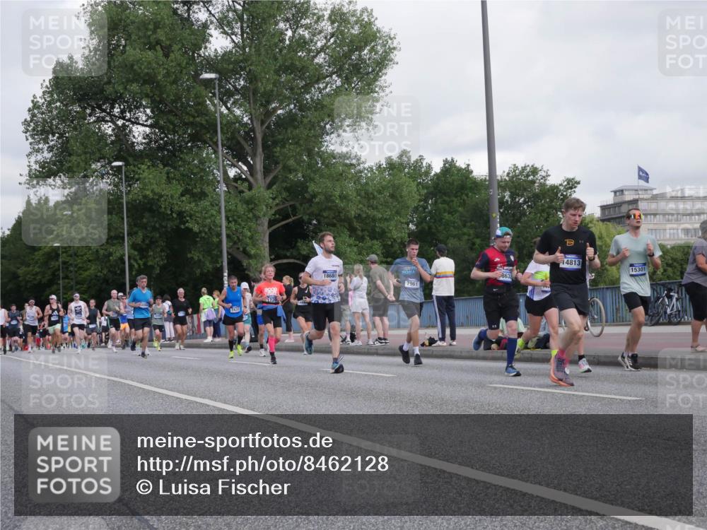 29.06.2025 - hella hamburg halbmarathon Luisa Fischer http://msf.ph/oto/8462128 29.06.2025 09:55:09 Kennedybrücke 1220, 18680, 14813, 15301, 8632, 7961, 1139, 1220, 1512, 4080, 7432, 7451, 7865, 7961, 8467, 10099, 10251, 10741 meine-sportfotos.de
