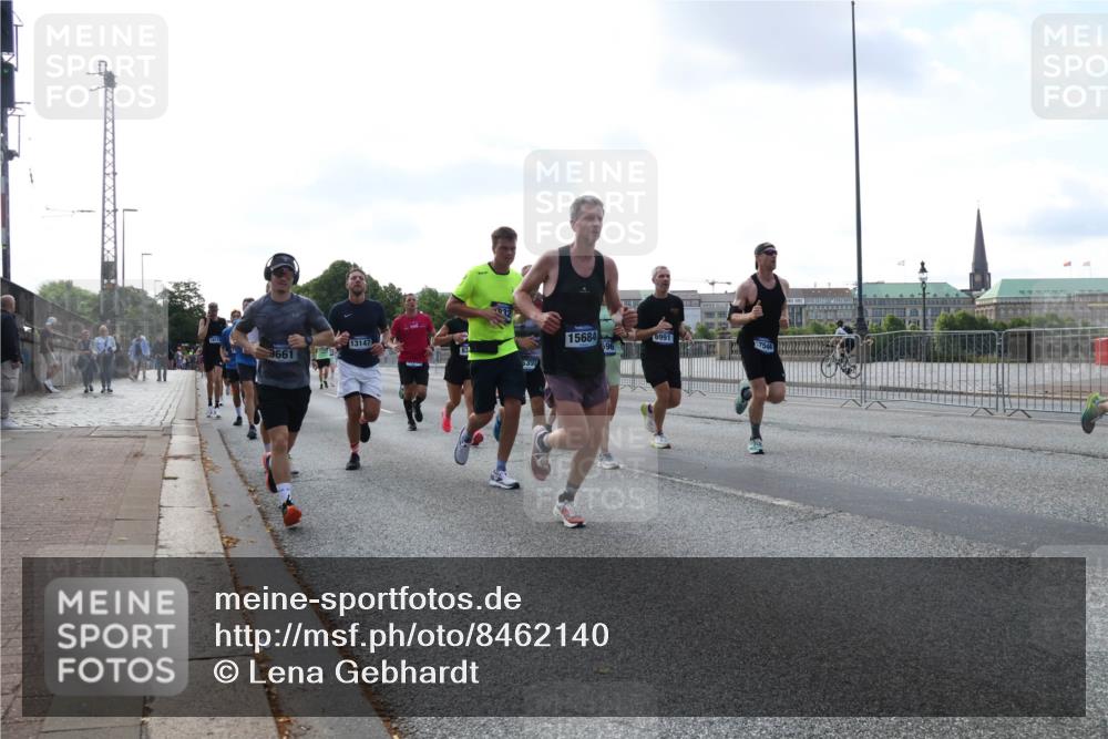 29.06.2025 - hella hamburg halbmarathon Lena Gebhardt http://msf.ph/oto/8462140 29.06.2025 09:54:55 Lombardsbrücke 13147, 9661, 932, 15684, 6991, 1200, 1549, 1817, 1942, 2222, 2367, 2442, 2470, 2561, 2592, 2596, 2670, 2816, 2889, 2955, 3208, 3209, 3258, 3562, 4017, 4121, 4816, 4832, 5399, 5447, 5638, 5705, 5706, 5884, 6027, 6266, 6290, 6389, 6723, 6819, 6923, 6978, 6991, 7087, 7274, 7335, 7659, 7709, 7908, 8117, 8142, 8371, 8374, 8437, 8482, 8487, 8657, 8693, 8889, 8916, 8981, 9031, 9038, 9051, 9093, 9159, 9476, 9661, 9710, 9869, 9924, 9931, 10057, 10237, 11333 meine-sportfotos.de