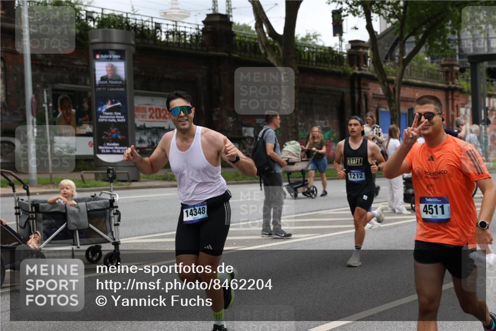 29.06.2025 - hella hamburg halbmarathon Yannick Fuchs http://msf.ph/oto/8462204 29.06.2025 10:56:51 20KM 1114, 1126, 1194, 1212, 1420, 1427, 1531, 1674, 1851, 2447, 2582, 2683, 2911, 3001, 3182, 3248, 3625, 3740, 4389, 4511, 4538, 5708, 5763, 6311, 6602, 6752, 6966, 7453, 7869, 8068, 8176, 8721, 8730, 9306, 11180, 11310, 12004, 12008, 12286, 12571, 12836, 12978, 13739, 13874, 13939, 14348, 14677, 14917, 16420, 16540, 17045, 17096, 17119, 17142, 17818, 18382, 18530 meine-sportfotos.de