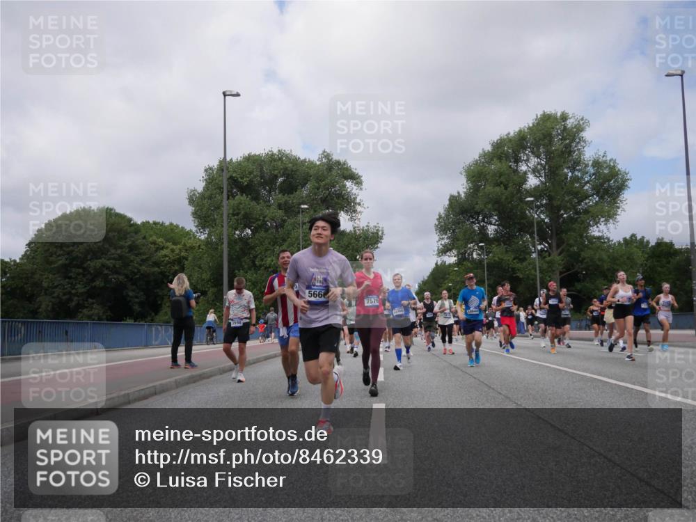29.06.2025 - hella hamburg halbmarathon Luisa Fischer http://msf.ph/oto/8462339 29.06.2025 10:39:40 Kennedybrücke 566, 7576, 1224, 3699, 5171, 5540, 5747, 5919, 6417, 8530, 8581, 9229, 9694, 9701, 10531 meine-sportfotos.de