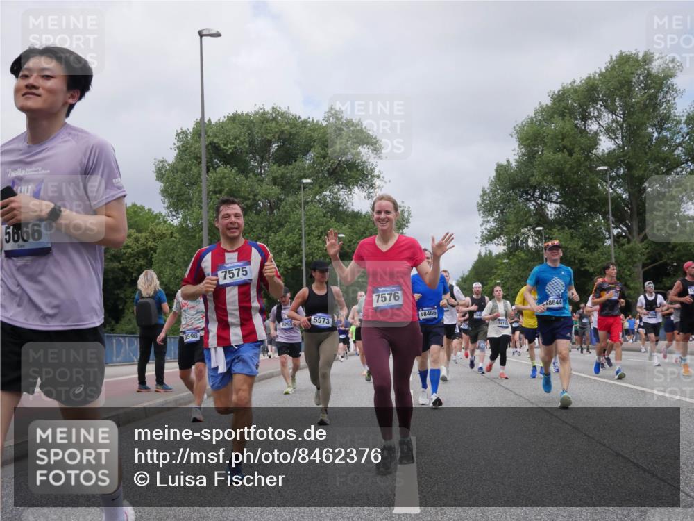 29.06.2025 - hella hamburg halbmarathon Luisa Fischer http://msf.ph/oto/8462376 29.06.2025 10:39:41 Kennedybrücke 5666, 7575, 8793, 3598, 5573, 7576, 18466, 1646, 14133, 18644, 1224, 3401, 3699, 5171, 5540, 5747, 5919, 6417, 8530, 8581, 9229, 9432, 9694, 9701, 10531 meine-sportfotos.de