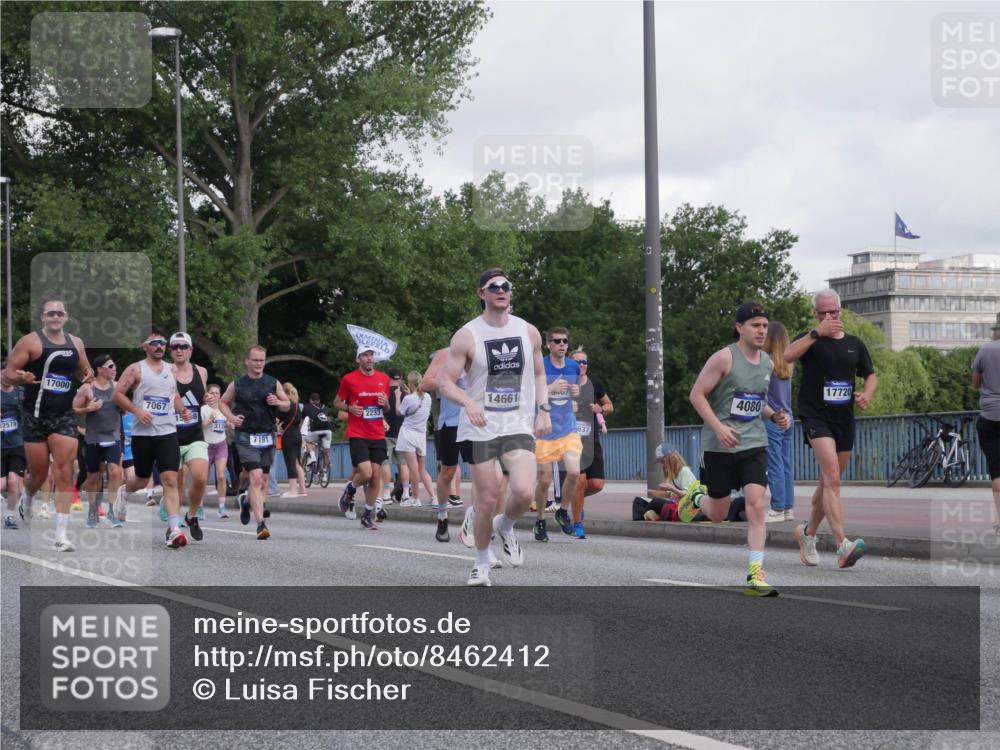 29.06.2025 - hella hamburg halbmarathon Luisa Fischer http://msf.ph/oto/8462412 29.06.2025 09:55:17 Kennedybrücke 7191, 17720, 14661, 1220, 1415, 2233, 3109, 3124, 4080, 4497, 4691, 5477, 7067, 7191, 7432, 7451, 7865, 8467, 10099, 10251, 10796 meine-sportfotos.de