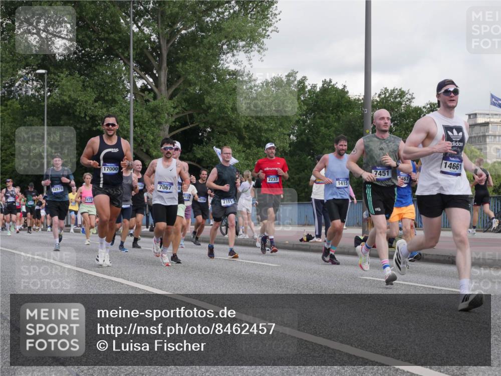 29.06.2025 - hella hamburg halbmarathon Luisa Fischer http://msf.ph/oto/8462457 29.06.2025 09:55:18 Kennedybrücke 7067, 2233, 1415, 7451, 1415, 1468, 2233, 3109, 3124, 4080, 4497, 4691, 5477, 7067, 7191, 7451, 7865, 8467, 10099, 10796 meine-sportfotos.de
