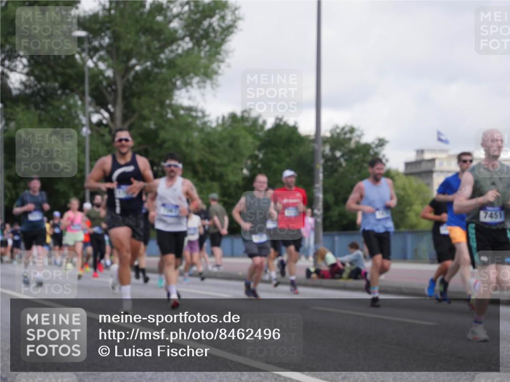 29.06.2025 - hella hamburg halbmarathon Luisa Fischer http://msf.ph/oto/8462496 29.06.2025 09:55:19 Kennedybrücke 7451, 1415, 1468, 2233, 3109, 3124, 4080, 4497, 4691, 5477, 7067, 7191, 7451, 7865, 8467, 10796 meine-sportfotos.de