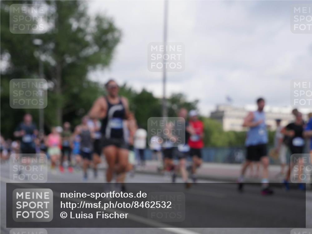 29.06.2025 - hella hamburg halbmarathon Luisa Fischer http://msf.ph/oto/8462532 29.06.2025 09:55:20 Kennedybrücke 1415, 1468, 2233, 3109, 3124, 4080, 4497, 4691, 5476, 5477, 7067, 7191, 7451, 7865, 8467, 10796 meine-sportfotos.de