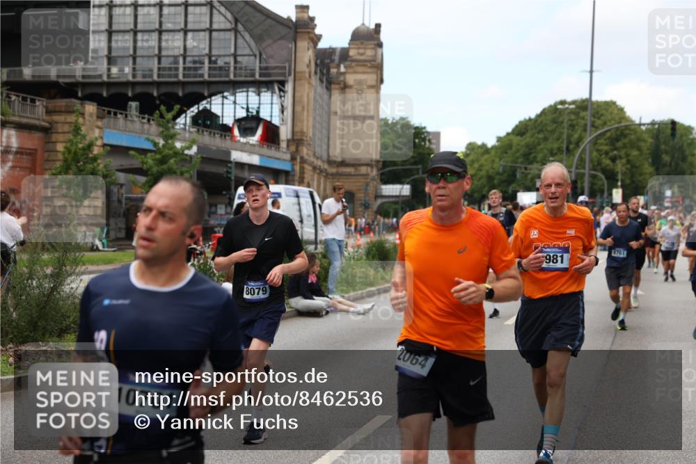29.06.2025 - hella hamburg halbmarathon Yannick Fuchs http://msf.ph/oto/8462536 29.06.2025 11:15:40 20KM 1145, 1598, 1718, 2063, 2064, 2101, 2635, 2995, 3118, 3762, 4288, 4575, 5100, 5323, 5373, 6576, 6747, 6941, 8079, 8095, 8724, 8761, 9150, 9748, 9823, 9981, 10174, 10701, 10808, 10874, 11835, 12042, 12598, 12859, 13174, 13573, 13928, 14205, 14344, 15323, 15436, 16135, 16164, 16190, 16613, 16896, 17027, 17052, 17657, 18591, 18843, 19192 meine-sportfotos.de