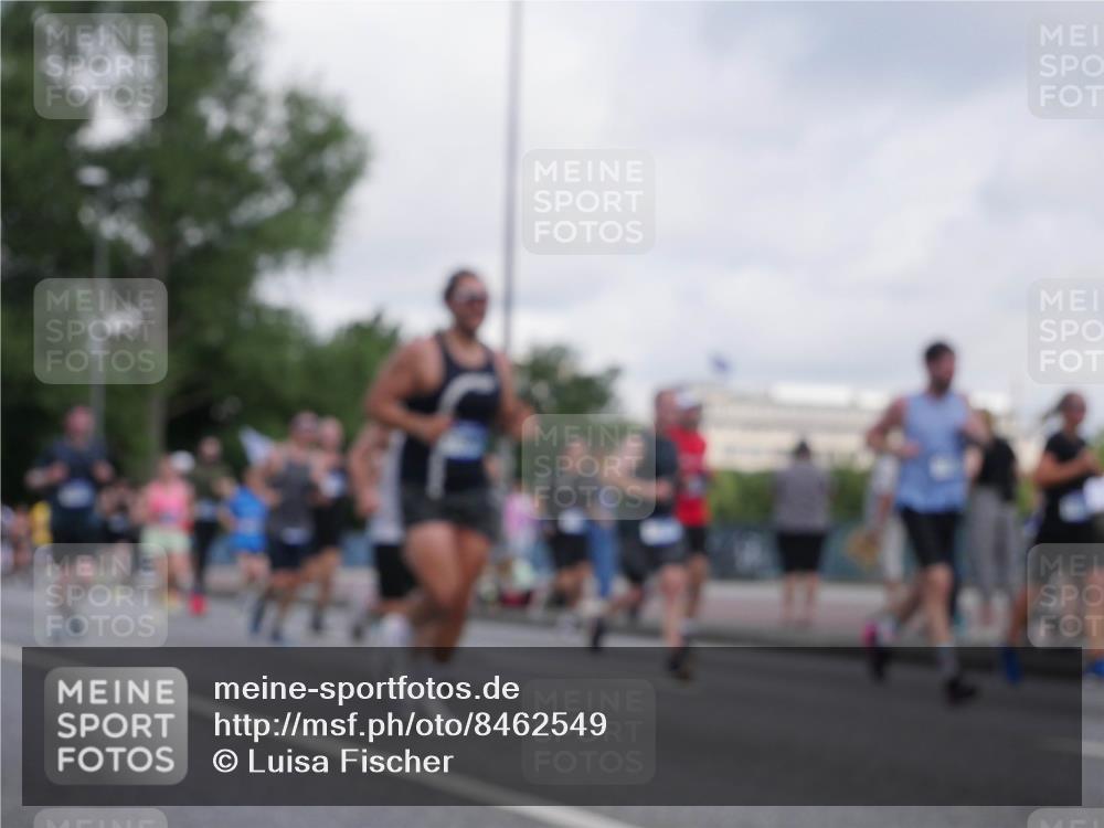 29.06.2025 - hella hamburg halbmarathon Luisa Fischer http://msf.ph/oto/8462549 29.06.2025 09:55:20 Kennedybrücke 1415, 1468, 2233, 3109, 3124, 4080, 4497, 4691, 5476, 5477, 7067, 7191, 7451, 7865, 8467, 10796 meine-sportfotos.de