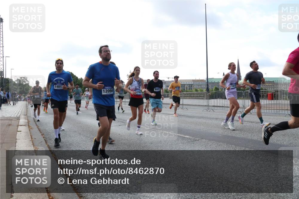29.06.2025 - hella hamburg halbmarathon Lena Gebhardt http://msf.ph/oto/8462870 29.06.2025 09:54:58 Lombardsbrücke 16403, 1481, 12094, 9093, 18190, 1612, 3208, 1200, 1549, 1817, 1942, 2222, 2367, 2442, 2470, 2561, 2592, 2596, 2670, 2816, 2955, 3208, 3209, 3258, 4017, 4121, 4816, 4832, 5399, 5447, 5638, 5705, 5706, 5884, 6027, 6266, 6290, 6389, 6723, 6819, 6923, 6938, 6978, 6991, 7087, 7274, 7335, 7659, 7908, 8117, 8142, 8371, 8374, 8437, 8482, 8487, 8657, 8693, 8889, 8916, 8981, 9031, 9038, 9051, 9093, 9159, 9476, 9661, 9710, 9869, 9924, 9931, 10057, 11333 meine-sportfotos.de