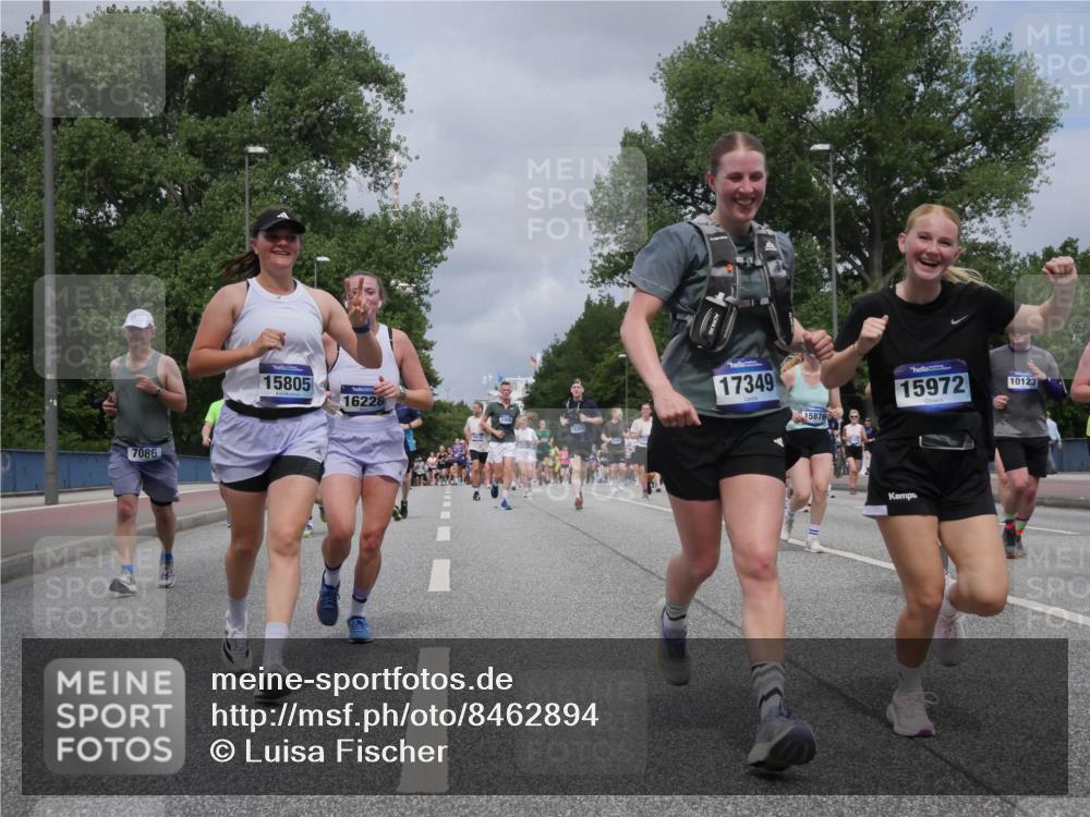 29.06.2025 - hella hamburg halbmarathon Luisa Fischer http://msf.ph/oto/8462894 29.06.2025 10:39:58 Kennedybrücke 7086, 15805, 16228, 17349, 15876, 15972, 10123, 1948, 2811, 3895, 5789, 5809, 6359, 7632, 7773, 8936, 8937, 9806, 10123, 10487 meine-sportfotos.de