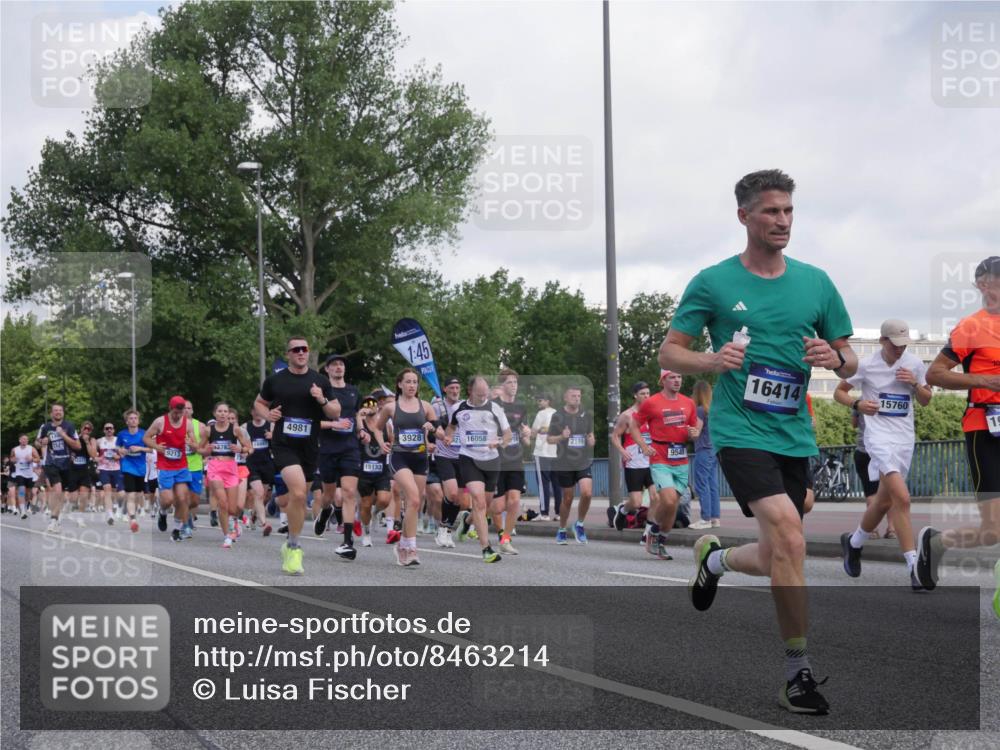 29.06.2025 - hella hamburg halbmarathon Luisa Fischer http://msf.ph/oto/8463214 29.06.2025 09:55:35 Kennedybrücke 9213, 2783, 4981, 15133, 1, 45, 3928, 921, 16058, 2189, 16414, 15760, 19, 9540, 1012, 1070, 1613, 1735, 1782, 2048, 2189, 2590, 2970, 3021, 3098, 3304, 3907, 3917, 3928, 4277, 4933, 4981, 5682, 6152, 6716, 7005, 7093, 7325, 7599, 8145, 8664, 8694, 8722, 9081, 9213, 9232, 9374, 9538, 9540, 10000, 10208, 10313, 10750 meine-sportfotos.de