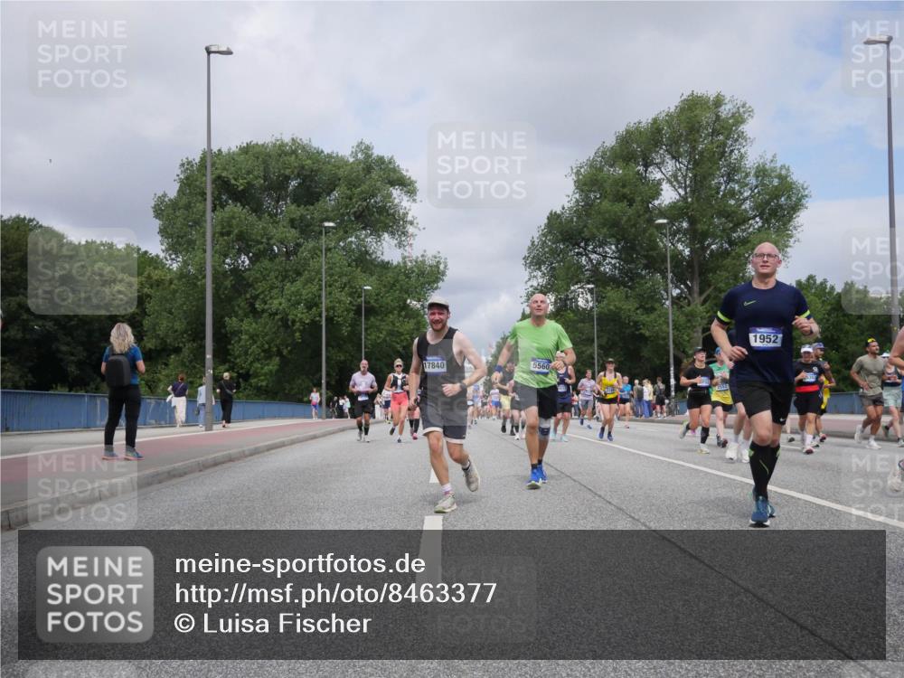 29.06.2025 - hella hamburg halbmarathon Luisa Fischer http://msf.ph/oto/8463377 29.06.2025 10:40:19 Kennedybrücke 17840, 5560, 1952, 56, 1022, 1118, 1488, 1490, 1597, 1952, 2552, 3165, 3230, 3714, 3873, 4733, 5224, 5560, 6804, 7202, 7235, 7707, 7823, 8315, 10024, 10112, 10762 meine-sportfotos.de