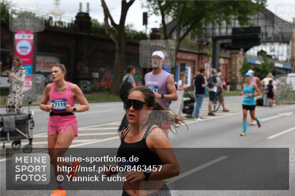 29.06.2025 - hella hamburg halbmarathon Yannick Fuchs http://msf.ph/oto/8463457 29.06.2025 10:56:56 20KM 1114, 1126, 1194, 1212, 1420, 1427, 1531, 1674, 1851, 1881, 2447, 2582, 2683, 2911, 3001, 3182, 3248, 3625, 3740, 4389, 4511, 4538, 5058, 5653, 5708, 5763, 6142, 6311, 6602, 6966, 7453, 8068, 8176, 8721, 9306, 9554, 11310, 12004, 12008, 12286, 12571, 12836, 12978, 13739, 13874, 13939, 14348, 14677, 14917, 16420, 16540, 17045, 17096, 17119, 17142, 17818, 18359, 18382, 18530, 18999, 19241 meine-sportfotos.de