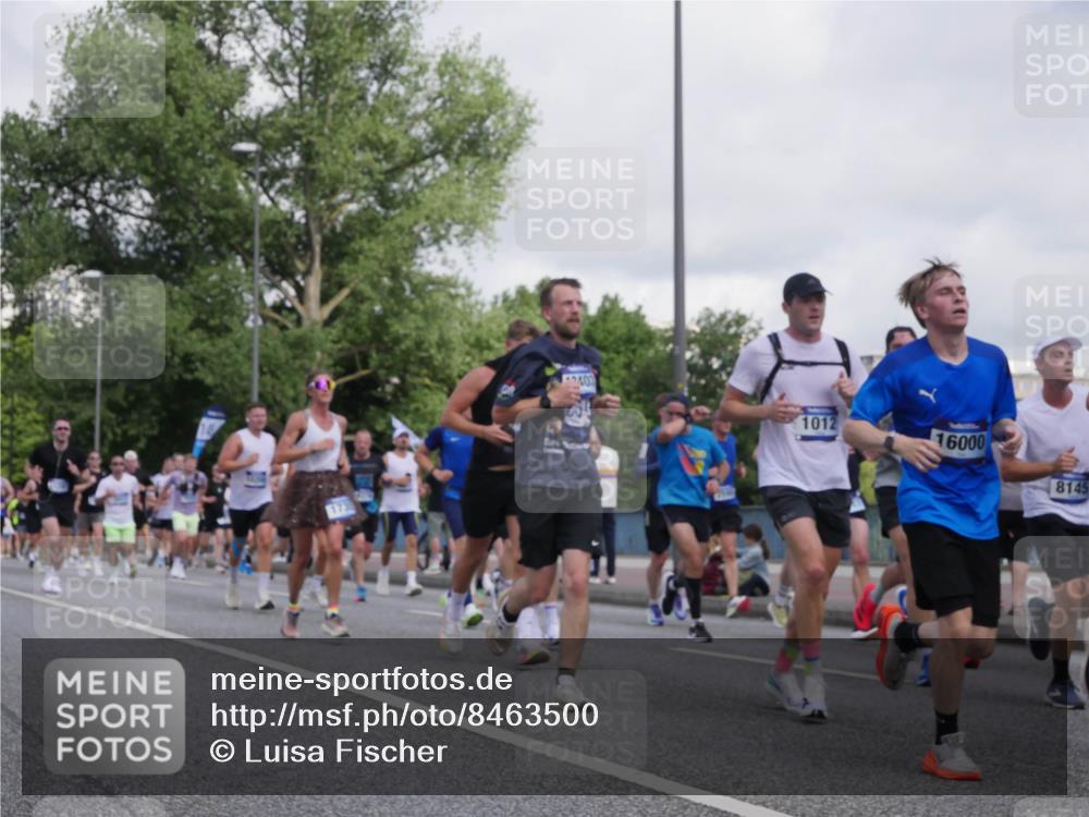 29.06.2025 - hella hamburg halbmarathon Luisa Fischer http://msf.ph/oto/8463500 29.06.2025 09:55:41 Kennedybrücke 173, 40, 16000, 8145, 1012, 1163, 1176, 1735, 2048, 2189, 2213, 2590, 2788, 2970, 3021, 3304, 3907, 3917, 4277, 4933, 4997, 5623, 5682, 6712, 7093, 7204, 7765, 8145, 8694, 8704, 8722, 9213, 9232, 9374, 9534, 9538, 9585, 10208, 10246, 10313 meine-sportfotos.de