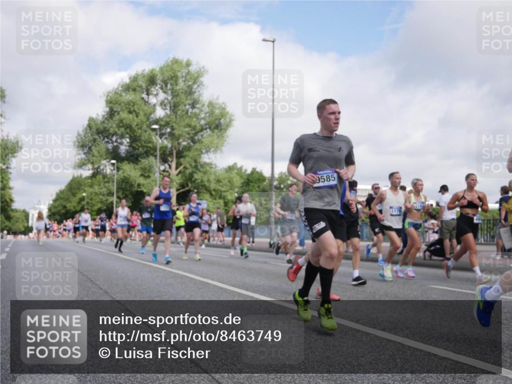 29.06.2025 - hella hamburg halbmarathon Luisa Fischer http://msf.ph/oto/8463749 29.06.2025 09:55:50 Kennedybrücke 9585, 117, 1163, 1176, 1391, 1558, 2213, 2788, 3146, 4997, 5623, 5624, 6081, 6712, 7147, 7204, 7322, 7450, 7765, 8063, 8819, 9534, 9585, 9794, 10246 meine-sportfotos.de