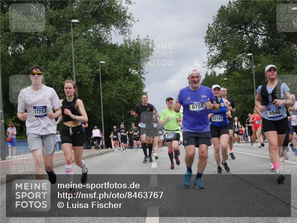 29.06.2025 - hella hamburg halbmarathon Luisa Fischer http://msf.ph/oto/8463767 29.06.2025 10:40:34 Kennedybrücke 17713, 1954, 618, 777, 2104, 5, 8758, 12103, 5940, 5640, 1276, 1339, 1819, 2104, 2199, 2272, 2480, 4347, 4618, 5146, 5640, 5940, 6243, 6584, 6821, 7085, 8758, 9054, 10476, 10798 meine-sportfotos.de