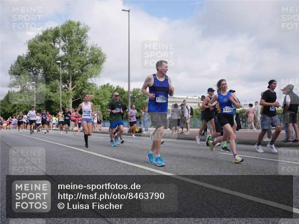 29.06.2025 - hella hamburg halbmarathon Luisa Fischer http://msf.ph/oto/8463790 29.06.2025 09:55:53 Kennedybrücke 11094, 9819, 17259, 7204, 562320, 1163, 1176, 1391, 1558, 1759, 2365, 2402, 2788, 3146, 4091, 4997, 5624, 5692, 6081, 7147, 7204, 7322, 7450, 8063, 8819, 9544, 9794 meine-sportfotos.de