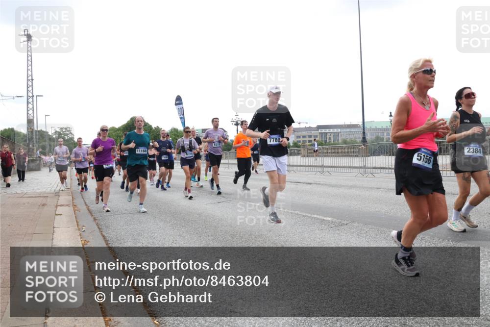29.06.2025 - hella hamburg halbmarathon Lena Gebhardt http://msf.ph/oto/8463804 29.06.2025 10:32:14 Lombardsbrücke 6218, 11168, 3214, 7789, 5156, 2384, 1311, 1373, 1640, 1987, 2349, 2384, 2672, 2832, 2943, 3022, 3221, 3239, 3358, 3365, 3653, 3707, 3751, 3752, 3778, 3822, 4314, 4365, 4605, 4857, 4877, 4924, 5156, 5496, 5601, 5658, 5743, 5783, 5941, 6218, 6228, 6252, 6312, 6315, 6718, 6727, 7135, 7239, 7295, 7344, 7468, 7535, 7570, 7695, 7702, 7789, 7816, 7898, 8124, 8127, 8175, 8303, 8538, 8625, 8787, 8840, 8914, 8993, 9078, 9125, 9206, 10002 meine-sportfotos.de