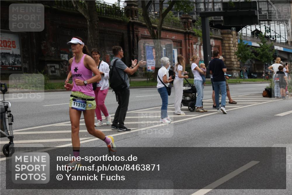 29.06.2025 - hella hamburg halbmarathon Yannick Fuchs http://msf.ph/oto/8463871 29.06.2025 10:56:59 20KM 1114, 1126, 1194, 1420, 1427, 1531, 1851, 1881, 2447, 2582, 2683, 2911, 3001, 3182, 3248, 3625, 4389, 4511, 4538, 4665, 5058, 5511, 5653, 5708, 5763, 6142, 6311, 6602, 6966, 7453, 8068, 8176, 8478, 8721, 9306, 9554, 9899, 11310, 11402, 12004, 12008, 12571, 12836, 12978, 13739, 13874, 13939, 14348, 14677, 14917, 16371, 16420, 16540, 17045, 17096, 17119, 17142, 17818, 17890, 18359, 18382, 18452, 18530, 18999, 19241 meine-sportfotos.de