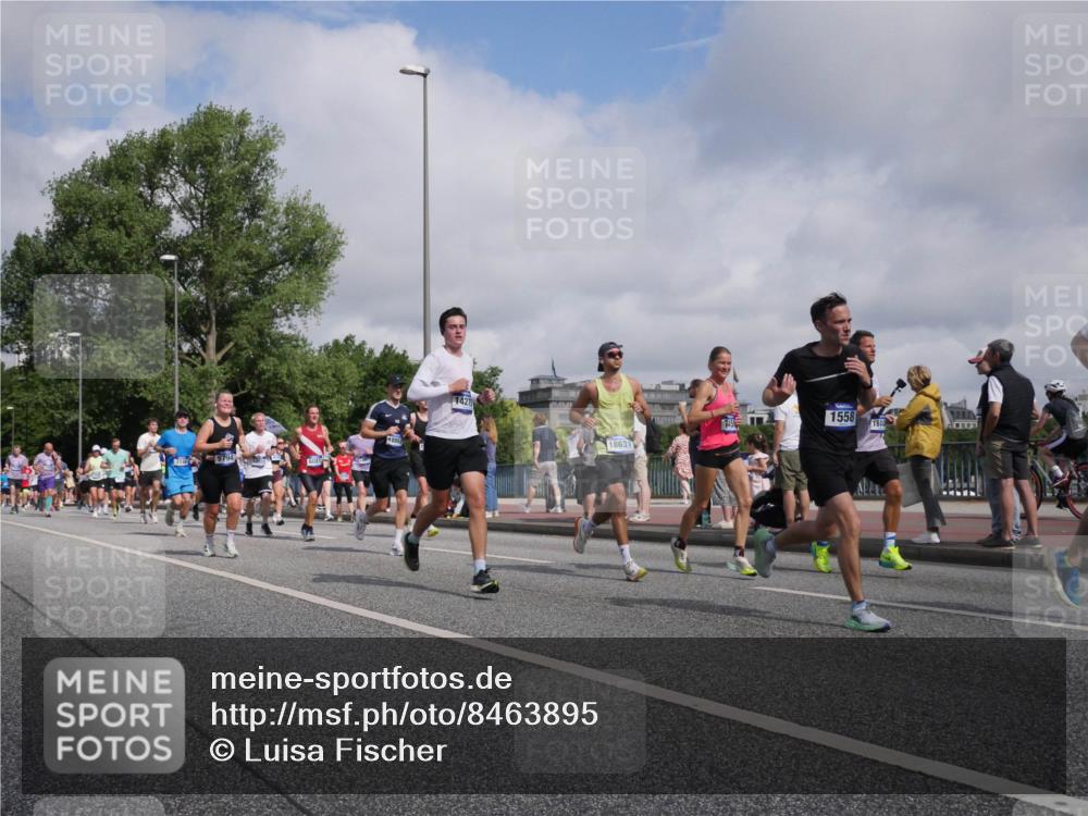 29.06.2025 - hella hamburg halbmarathon Luisa Fischer http://msf.ph/oto/8463895 29.06.2025 09:55:57 Kennedybrücke 3145, 9794, 1427, 1558, 1610, 18631, 1558, 1759, 2234, 2365, 2402, 2623, 3146, 4091, 4310, 4553, 5022, 5692, 6081, 6375, 6460, 7322, 7450, 9303, 9305, 9544, 9794 meine-sportfotos.de
