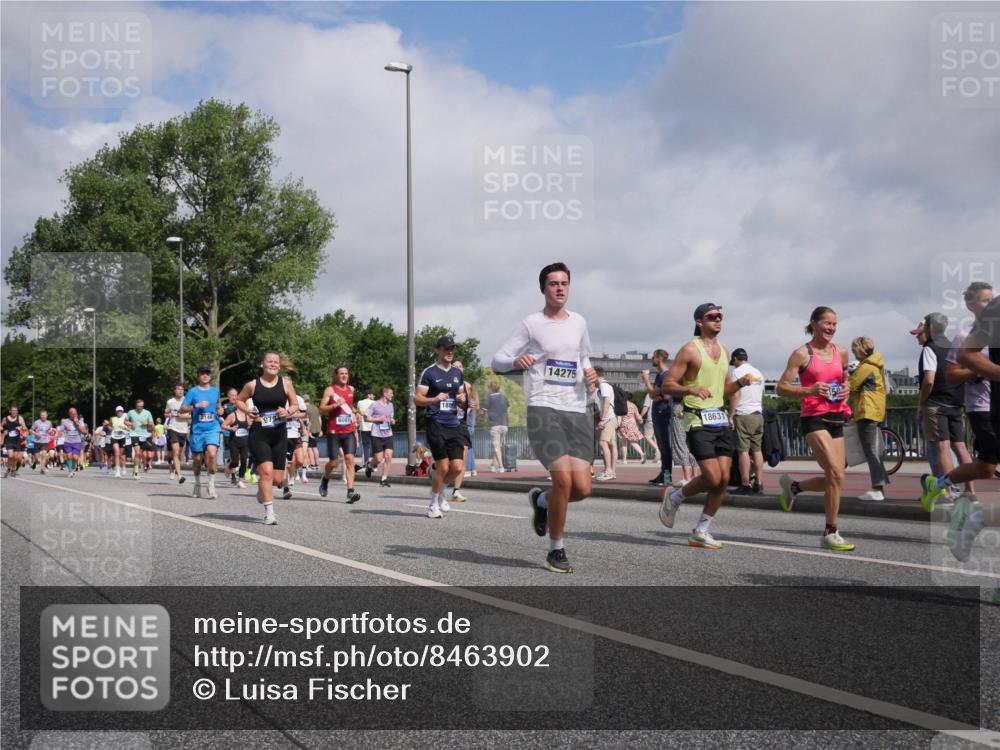 29.06.2025 - hella hamburg halbmarathon Luisa Fischer http://msf.ph/oto/8463902 29.06.2025 09:55:57 Kennedybrücke 3146, 6081, 188, 14275, 150, 18631, 1558, 1759, 2234, 2365, 2402, 2623, 3146, 4091, 4310, 4553, 5022, 5692, 6081, 6375, 6460, 7322, 7450, 9303, 9305, 9544, 9794 meine-sportfotos.de