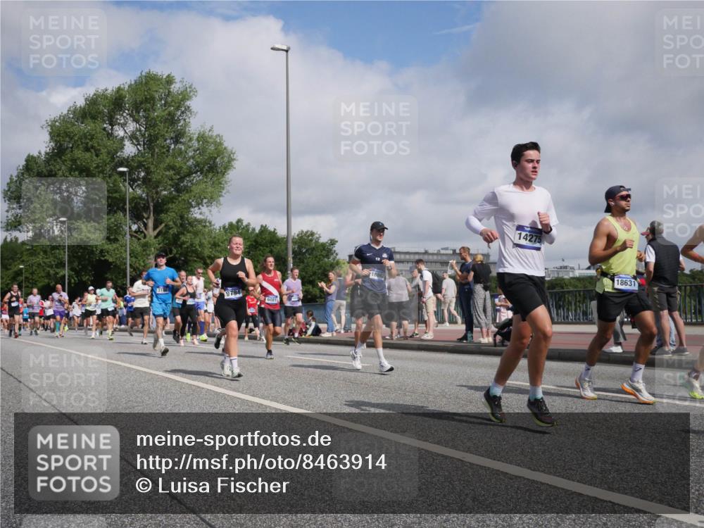 29.06.2025 - hella hamburg halbmarathon Luisa Fischer http://msf.ph/oto/8463914 29.06.2025 09:55:58 Kennedybrücke 9794, 6081, 14275, 18631, 1558, 1759, 2234, 2365, 2402, 2623, 3146, 4091, 4310, 4553, 5022, 5692, 6081, 6203, 6375, 6460, 7322, 7450, 9303, 9305, 9544, 9794 meine-sportfotos.de