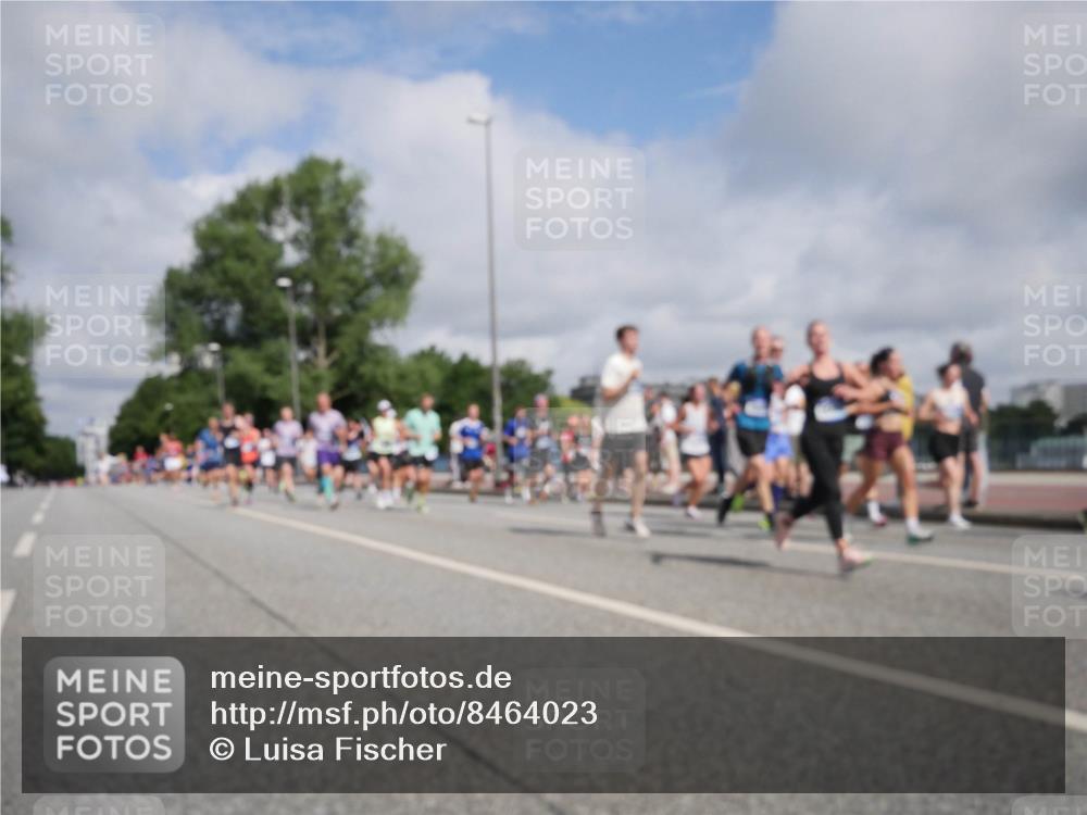 29.06.2025 - hella hamburg halbmarathon Luisa Fischer http://msf.ph/oto/8464023 29.06.2025 09:56:02 Kennedybrücke 1759, 2234, 2365, 2402, 2623, 3146, 3186, 4091, 4310, 4553, 5022, 5692, 6071, 6081, 6203, 6375, 6460, 7448, 9303, 9305, 9544 meine-sportfotos.de