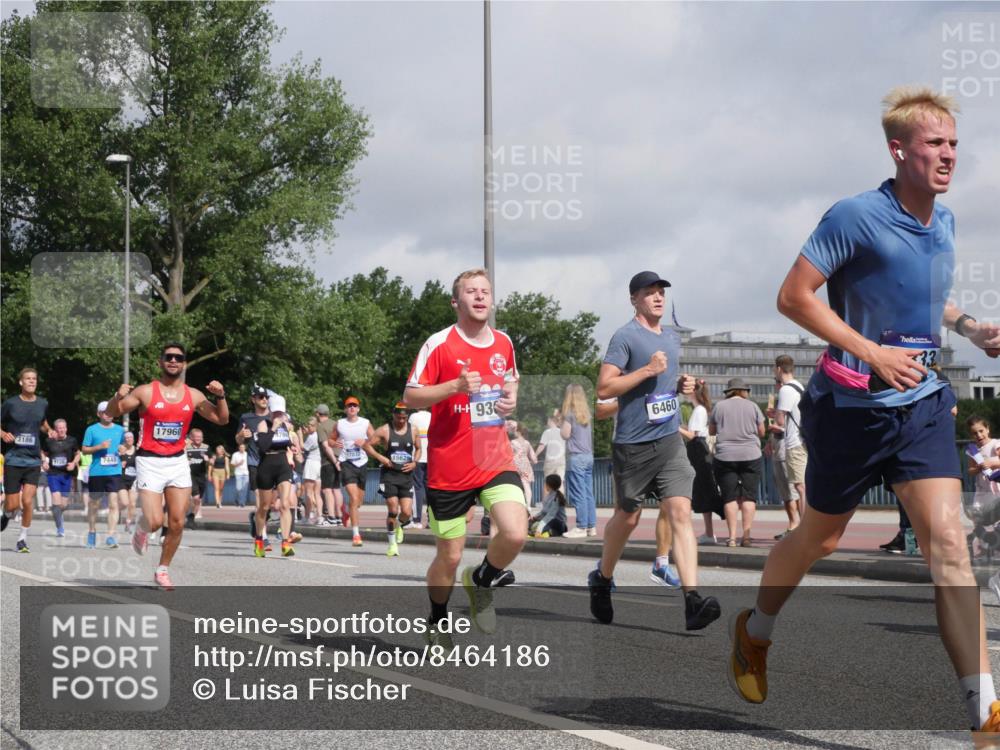 29.06.2025 - hella hamburg halbmarathon Luisa Fischer http://msf.ph/oto/8464186 29.06.2025 09:56:07 Kennedybrücke 3186, 3126, 7448, 17960, 17032, 15629, 93, 6460, 2234, 2623, 3004, 3186, 4310, 4553, 5022, 6071, 6203, 6375, 6460, 6903, 7448, 9126, 9303, 9305 meine-sportfotos.de