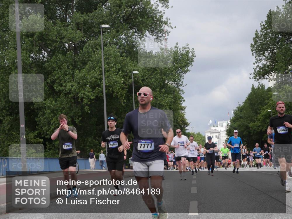 29.06.2025 - hella hamburg halbmarathon Luisa Fischer http://msf.ph/oto/8464189 29.06.2025 10:40:44 Kennedybrücke 11980, 8498, 7777, 14915, 1337, 762, 7124, 8843, 1337, 1799, 2016, 2031, 2480, 4442, 4762, 7085, 7124, 7544, 8499, 8843, 9288, 10159 meine-sportfotos.de