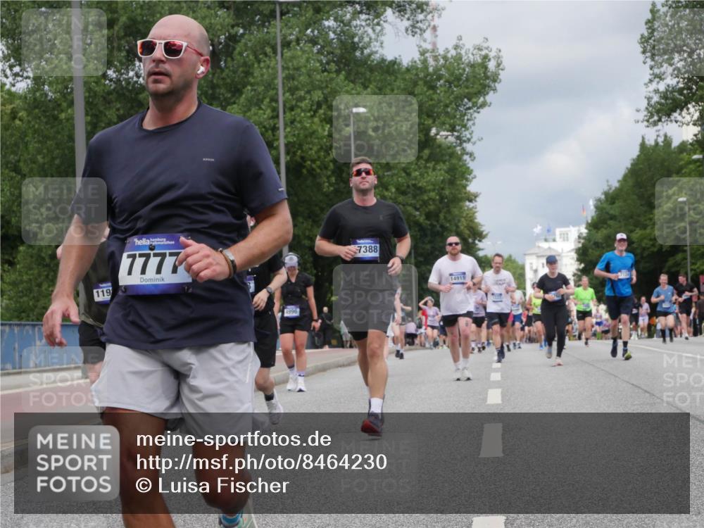 29.06.2025 - hella hamburg halbmarathon Luisa Fischer http://msf.ph/oto/8464230 29.06.2025 10:40:45 Kennedybrücke 119, 7777, 4996, 7388, 14915, 1337, 1799, 2016, 2031, 4442, 4762, 7085, 7124, 7544, 8499, 8843, 9288, 10159 meine-sportfotos.de