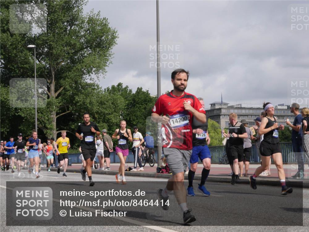 29.06.2025 - hella hamburg halbmarathon Luisa Fischer http://msf.ph/oto/8464414 29.06.2025 09:56:12 Kennedybrücke 13450, 15851, 15519, 6903, 14200, 9126, 300, 2890, 3004, 3186, 6071, 6282, 6575, 6903, 7448, 7480, 7734, 9126, 9633 meine-sportfotos.de