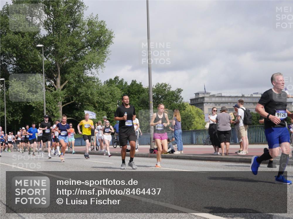 29.06.2025 - hella hamburg halbmarathon Luisa Fischer http://msf.ph/oto/8464437 29.06.2025 09:56:13 Kennedybrücke 11283, 15851, 13450, 1863, 15519, 6903, 9126, 2890, 3004, 3186, 6071, 6282, 6575, 6903, 7448, 7480, 7734, 9126, 9200, 9633 meine-sportfotos.de