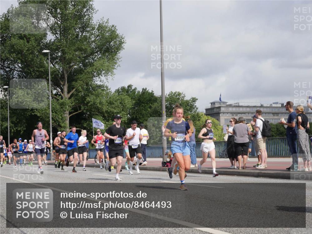 29.06.2025 - hella hamburg halbmarathon Luisa Fischer http://msf.ph/oto/8464493 29.06.2025 09:56:16 Kennedybrücke 6575, 1905, 11283, 15851, 9633, 18638, 2890, 3004, 4949, 5460, 6282, 6388, 6575, 6903, 7167, 7480, 7734, 9030, 9043, 9126, 9200, 9633, 9723 meine-sportfotos.de