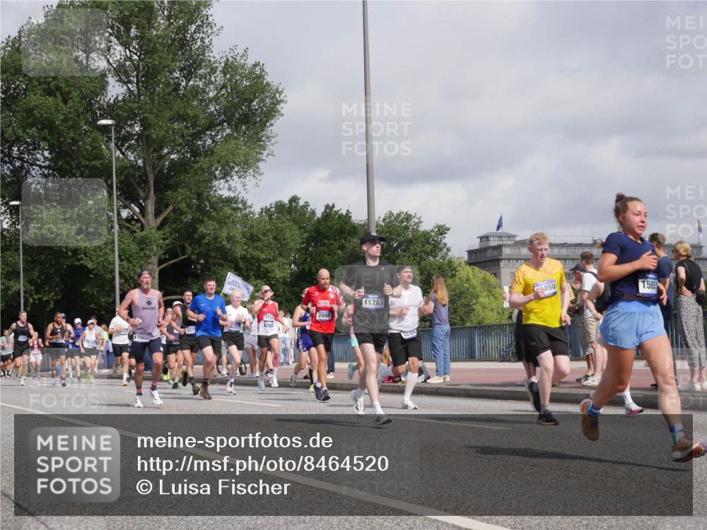 29.06.2025 - hella hamburg halbmarathon Luisa Fischer http://msf.ph/oto/8464520 29.06.2025 09:56:17 Kennedybrücke 11, 11283, 450, 1585, 2890, 7734, 6575, 2890, 2937, 3414, 4949, 5460, 6282, 6388, 6575, 6903, 7167, 7480, 7734, 9030, 9043, 9200, 9633, 9723, 9965 meine-sportfotos.de