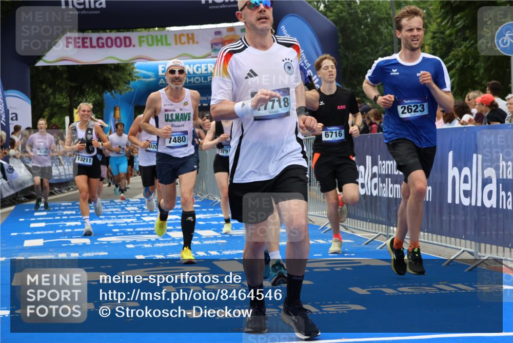 29.06.2025 - hella hamburg halbmarathon Strokosch-Dieckow http://msf.ph/oto/8464546 29.06.2025 10:47:11 Ziel 1460, 2623, 4093, 6134, 6168, 6203, 6373, 6700, 6716, 7480, 7908, 10208, 10211, 12579, 13007, 13672, 15684, 16286, 17718, 17915, 18856 meine-sportfotos.de