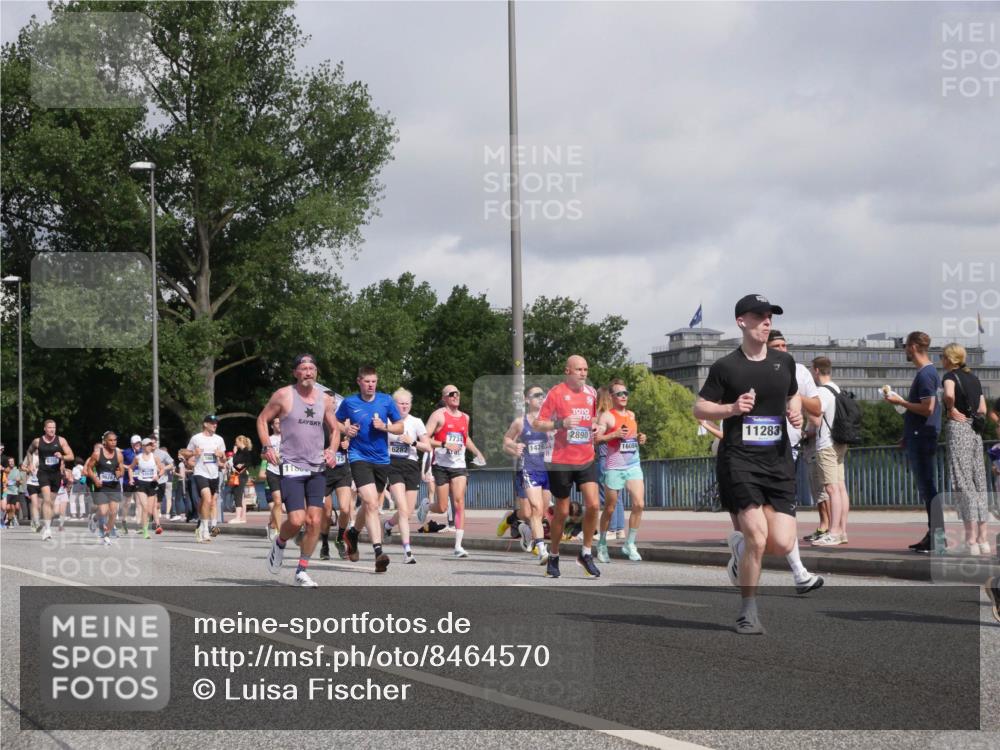 29.06.2025 - hella hamburg halbmarathon Luisa Fischer http://msf.ph/oto/8464570 29.06.2025 09:56:18 Kennedybrücke 9626, 2890, 7734, 16084, 1426, 6282, 11283, 2890, 2937, 3414, 4949, 5362, 5460, 6282, 6388, 6575, 6903, 7167, 7480, 7734, 9030, 9043, 9200, 9633, 9723, 9965 meine-sportfotos.de