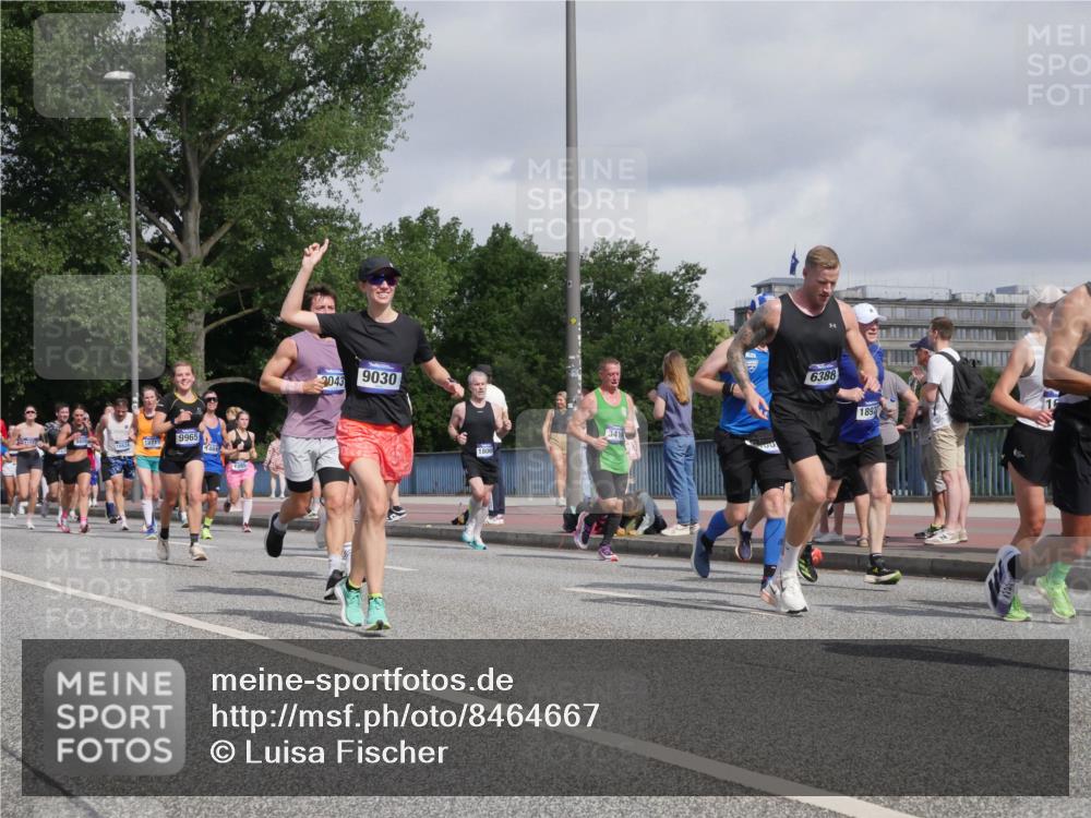 29.06.2025 - hella hamburg halbmarathon Luisa Fischer http://msf.ph/oto/8464667 29.06.2025 09:56:24 Kennedybrücke 9965, 16624, 13713, 466, 7385, 2043, 9030, 1806, 341, 6388, 1892, 1466, 2270, 2937, 3414, 3852, 4235, 4247, 4949, 5115, 5362, 5460, 5532, 5650, 6282, 6388, 7167, 7385, 7480, 7734, 8023, 9030, 9043, 9200, 9723, 9965, 10792 meine-sportfotos.de