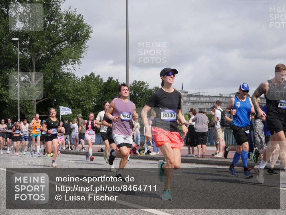 29.06.2025 - hella hamburg halbmarathon Luisa Fischer http://msf.ph/oto/8464711 29.06.2025 09:56:25 Kennedybrücke 16624, 18718, 4235, 965, 5362, 29, 9043, 9030, 638, 1466, 2270, 2516, 2937, 3414, 3852, 4140, 4235, 4247, 4949, 5115, 5362, 5460, 5528, 5532, 5650, 6388, 7167, 7385, 8023, 9030, 9043, 9200, 9723, 9965, 10792 meine-sportfotos.de