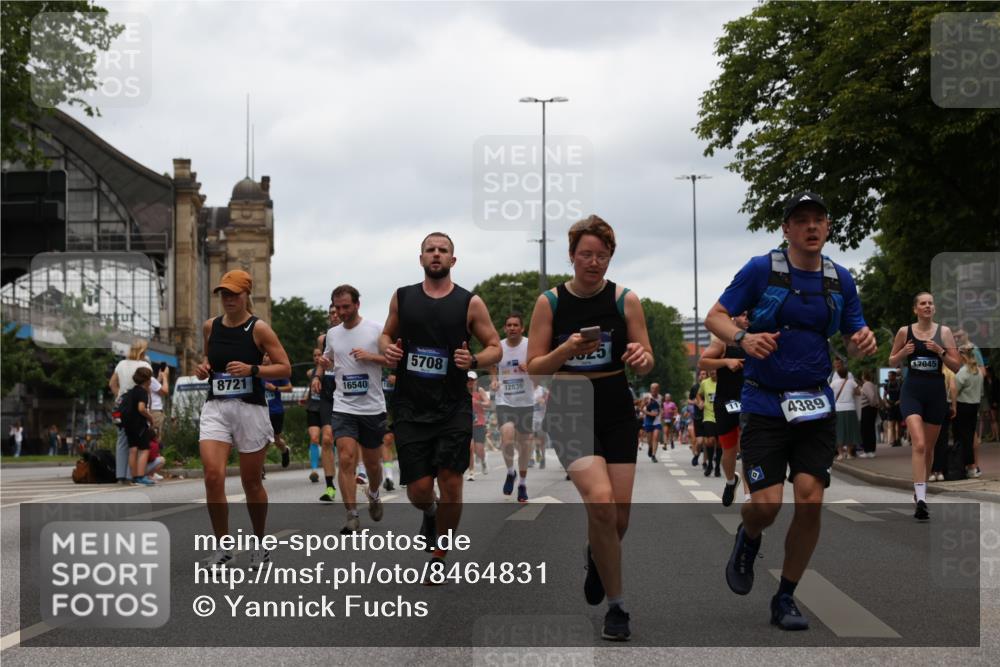 29.06.2025 - hella hamburg halbmarathon Yannick Fuchs http://msf.ph/oto/8464831 29.06.2025 10:57:06 20KM 1126, 1420, 1427, 1531, 1881, 2447, 2582, 2683, 2911, 3182, 3248, 3625, 4389, 4538, 4665, 5058, 5511, 5653, 5708, 5763, 6142, 6966, 7453, 8068, 8176, 8469, 8478, 8721, 9306, 9554, 9899, 11310, 11402, 12004, 12571, 12836, 12978, 13551, 13739, 13874, 13939, 14677, 14917, 15137, 16371, 16420, 16478, 16540, 17045, 17119, 17757, 17818, 17890, 18359, 18452, 18999, 19241 meine-sportfotos.de