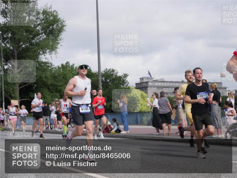 29.06.2025 - hella hamburg halbmarathon Luisa Fischer http://msf.ph/oto/8465006 29.06.2025 09:56:35 Kennedybrücke 11936, 4140, 13223, 15611, 1424, 1902, 2270, 2516, 3785, 3852, 4140, 4237, 5115, 5528, 8023, 8269, 8928, 9105, 9482, 10792 meine-sportfotos.de