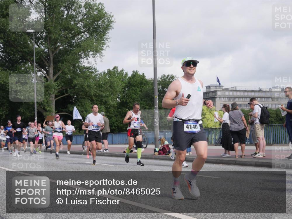 29.06.2025 - hella hamburg halbmarathon Luisa Fischer http://msf.ph/oto/8465025 29.06.2025 09:56:36 Kennedybrücke 11848, 1902, 11936, 4140, 1424, 1902, 2516, 3785, 3852, 4140, 4237, 5115, 5528, 8023, 8269, 8928, 9105, 9482, 10792 meine-sportfotos.de