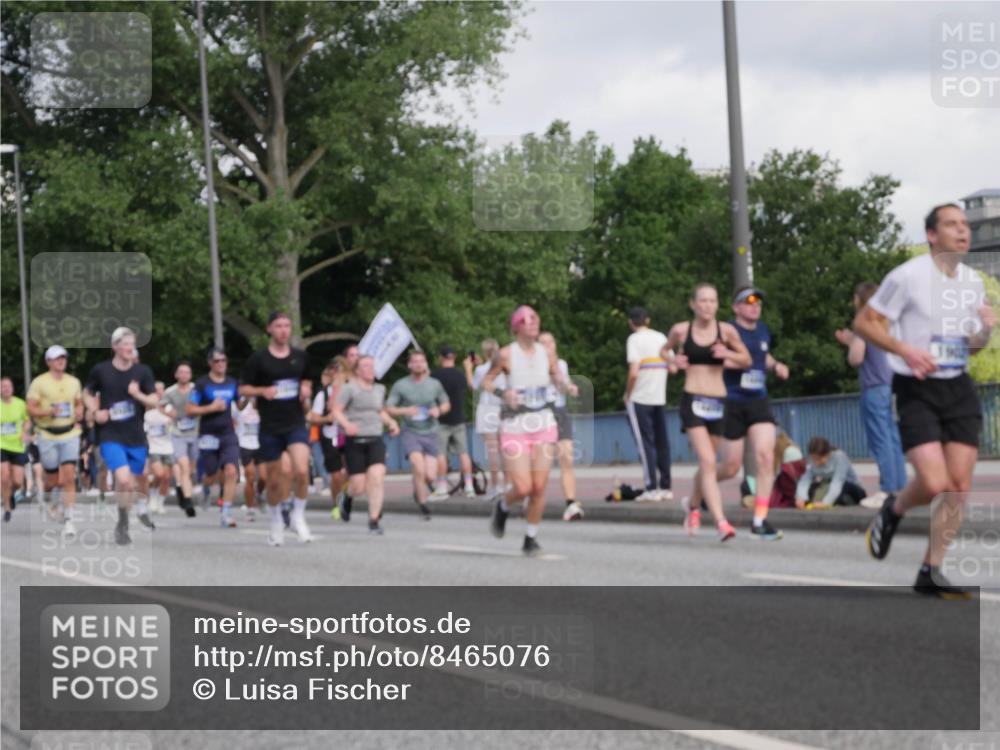 29.06.2025 - hella hamburg halbmarathon Luisa Fischer http://msf.ph/oto/8465076 29.06.2025 09:56:37 Kennedybrücke 1424, 1902, 2516, 3785, 4140, 4237, 5528, 8023, 8269, 8928, 9105, 9482, 10792 meine-sportfotos.de